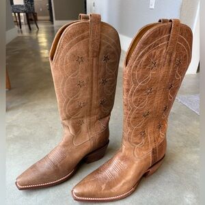 Tecovas Annie 14” cowgirl boots with star details - size 7